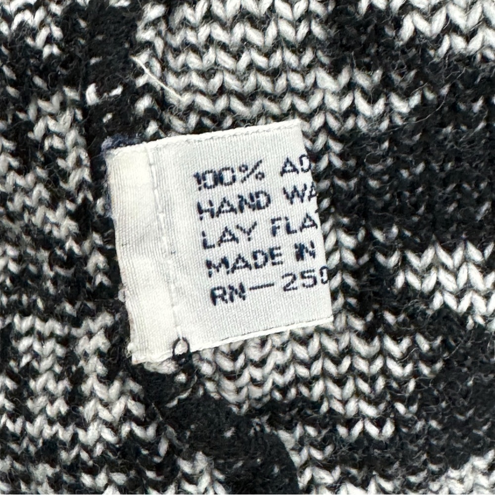 Vintage Tally Ho Boxy Cardigan Sweater Black White Houndstooth Chevron Buttons M - Picture 7 of 7